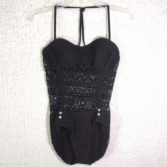 SOLD: 8 Robin Piccone Crochet Swimsuit 1pc - Picture 2 of 13
